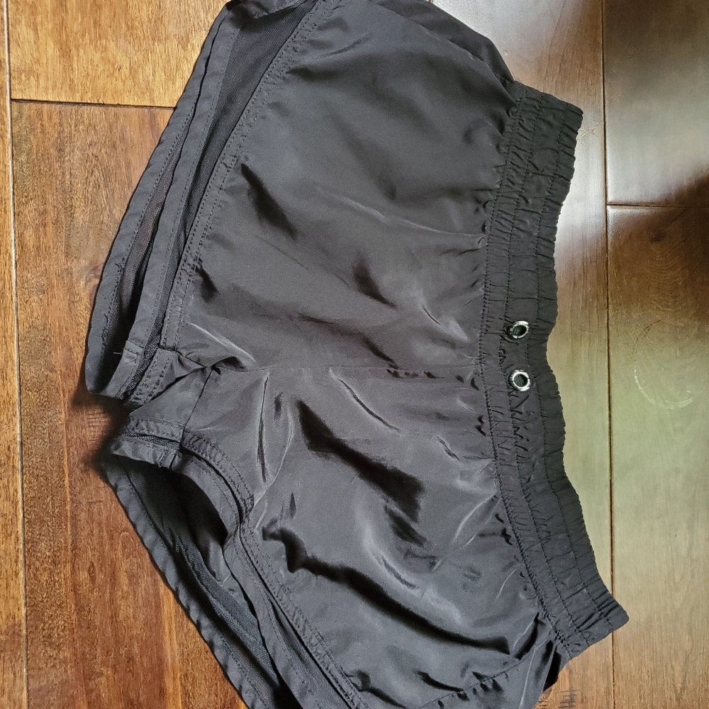 Athletic running shorts in black size medium by live love dream
